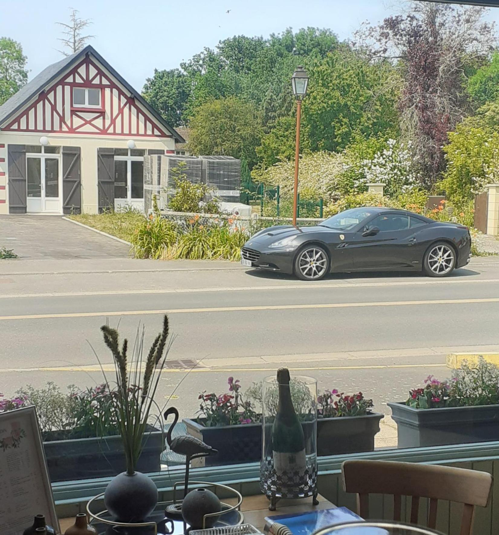 فندق Ma Campagne - Le Jardin آوبيرفيل المظهر الخارجي الصورة